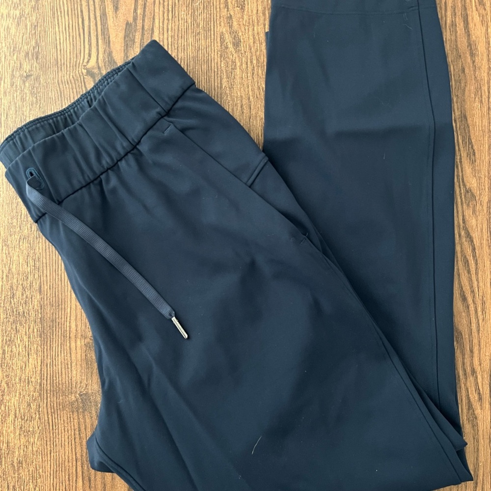 Lulu “On The Fly” pant
